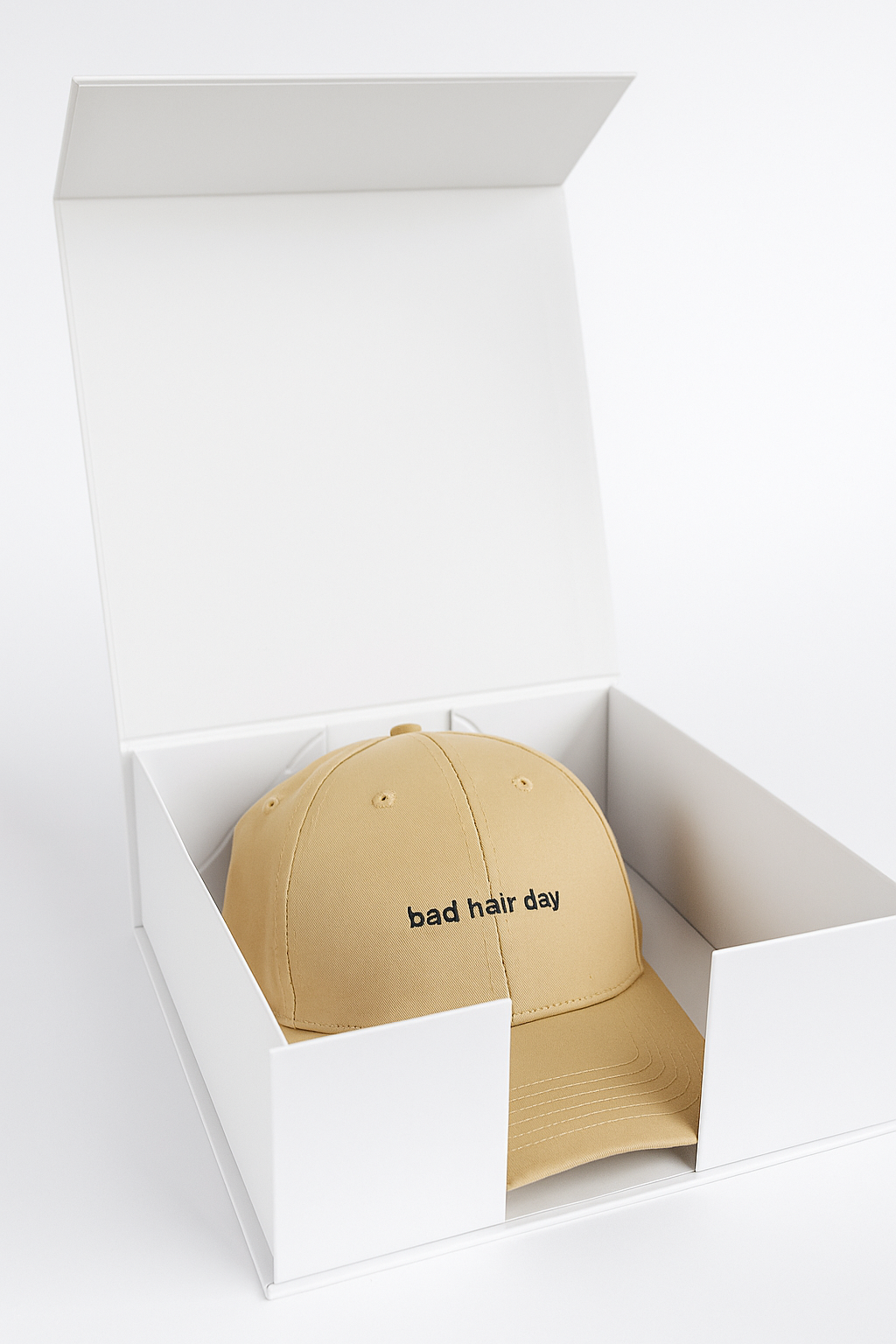 Baseball cap in giftbox